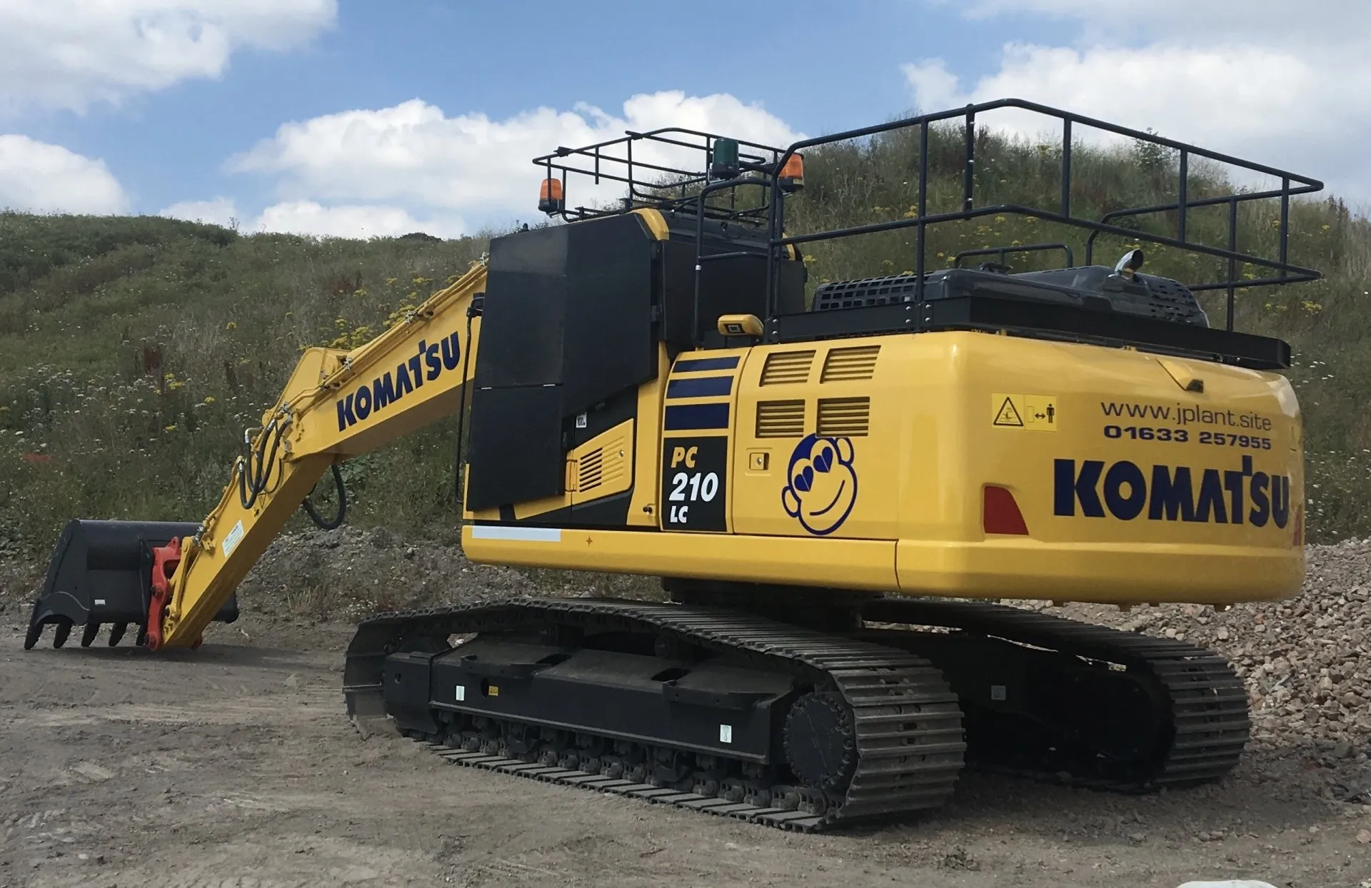J Plant digger